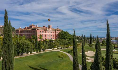 Exterior view of Anantara Villa Padierna Marbella