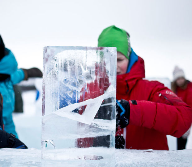 Ice carving at the ICEHOTEL (Credit: Martin Smedsén)