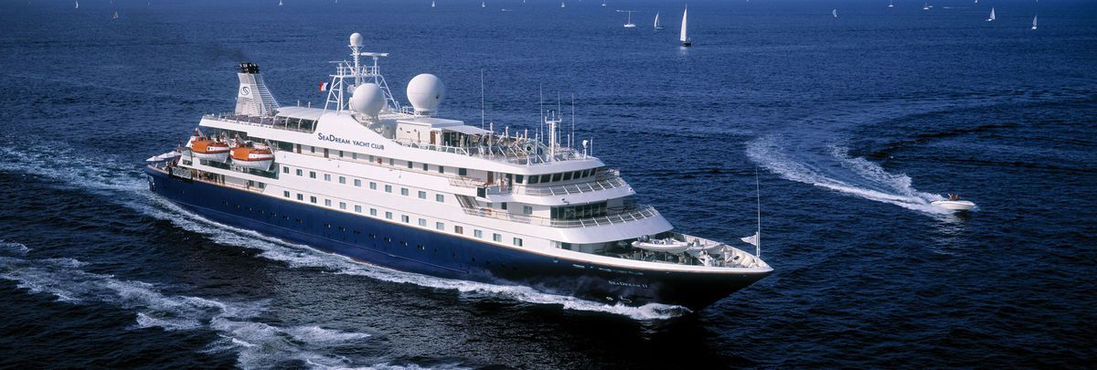 Теплоход в море. Яхт клуб круиз. Seadream ii. Яхта seadream. Sea dream 2.