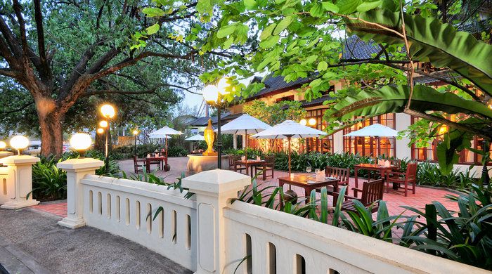 Side Walk Cafe, Settha Palace, Vientiane