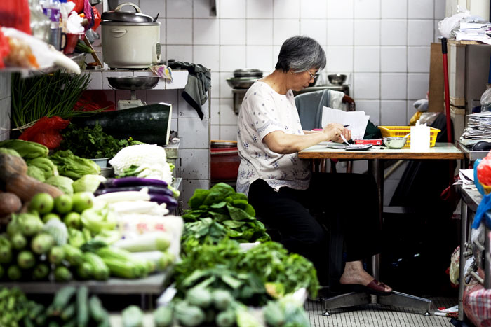 Streetside vegetable stall, Macau